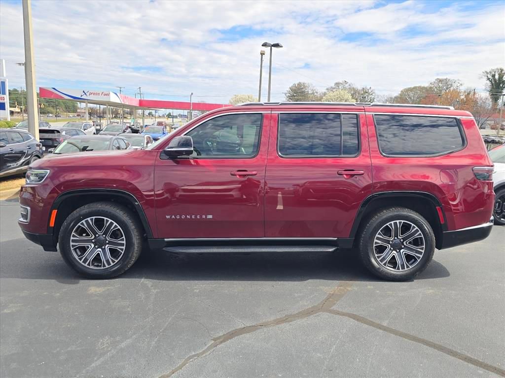 Used 2023 Jeep Wagoneer 4WD w/ Premium Group I image 6