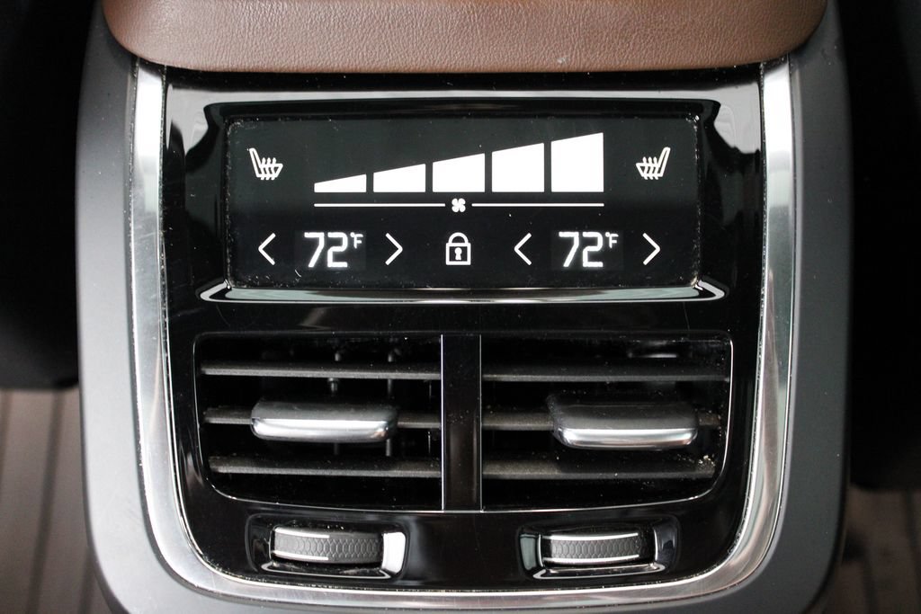 Used 2023 Volvo XC90 B6 Plus w/ Protection Package Premier AWD/4WD image 44