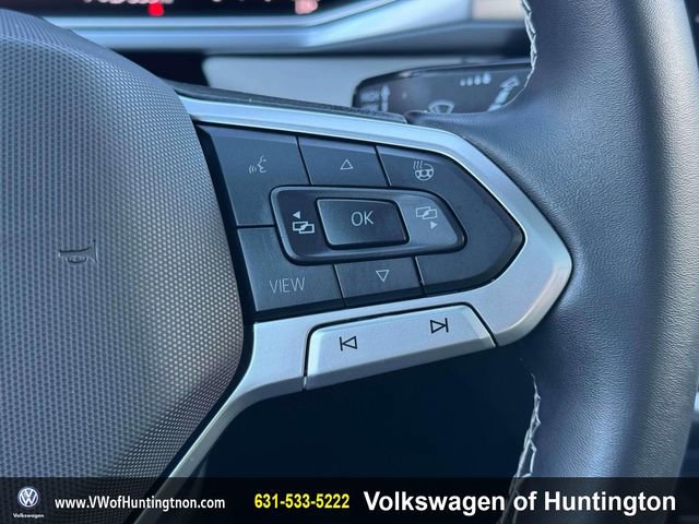 Certified 2025 Volkswagen Taos SE w/ Panoramic Sunroof Package image 24