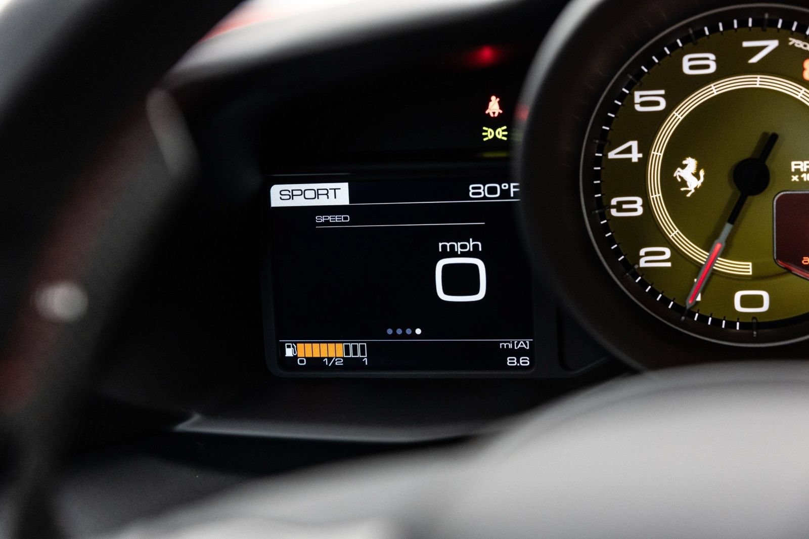 Used 2019 Ferrari 488 GTB RWD image 38