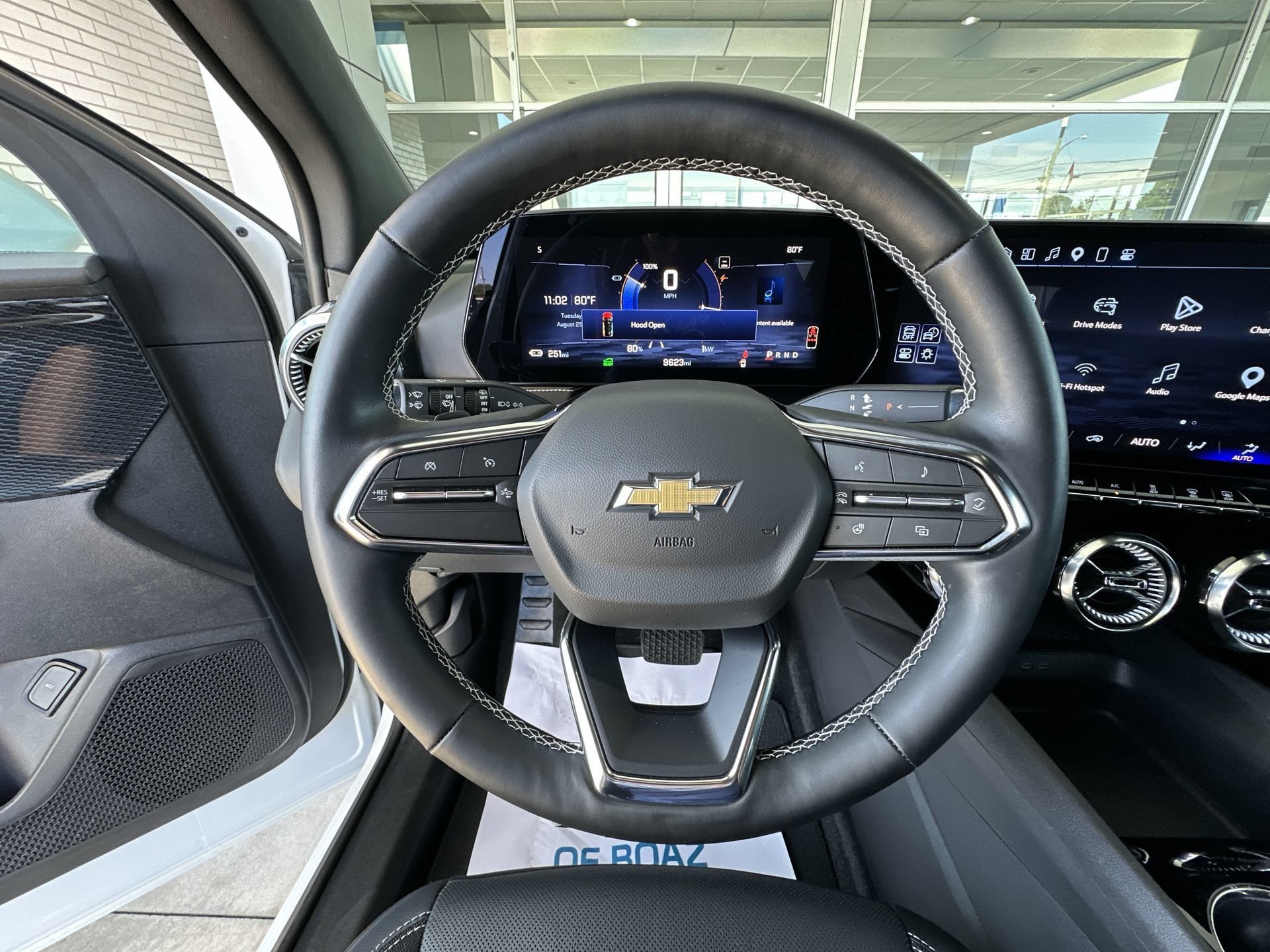 Used 2025 Chevrolet Blazer EV LT AWD/4WD image 12