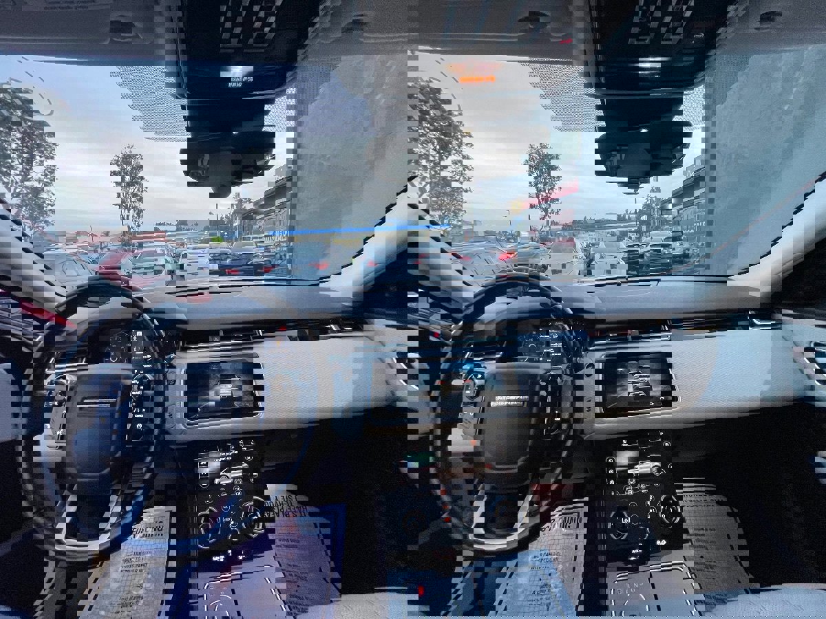 Used 2019 Land Rover Range Rover Velar S image 10