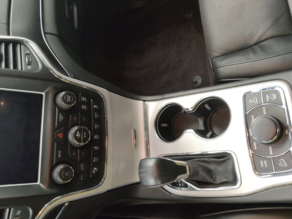 Used 2018 Jeep Grand Cherokee Summit w/ Platinum Series Group image 26