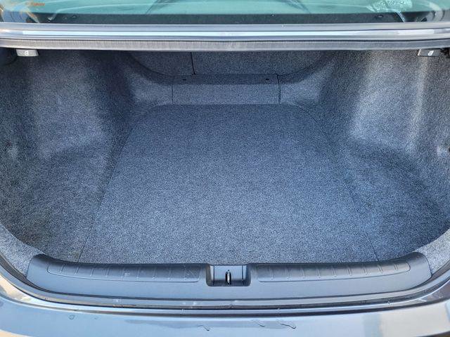 Used 2019 Honda Accord EX image 26