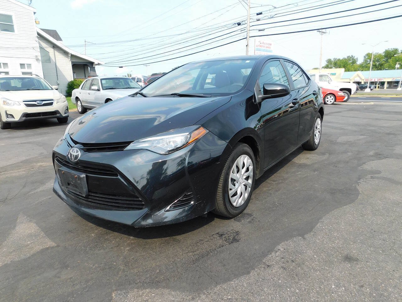 Used 2018 Toyota Corolla LE FWD image 4
