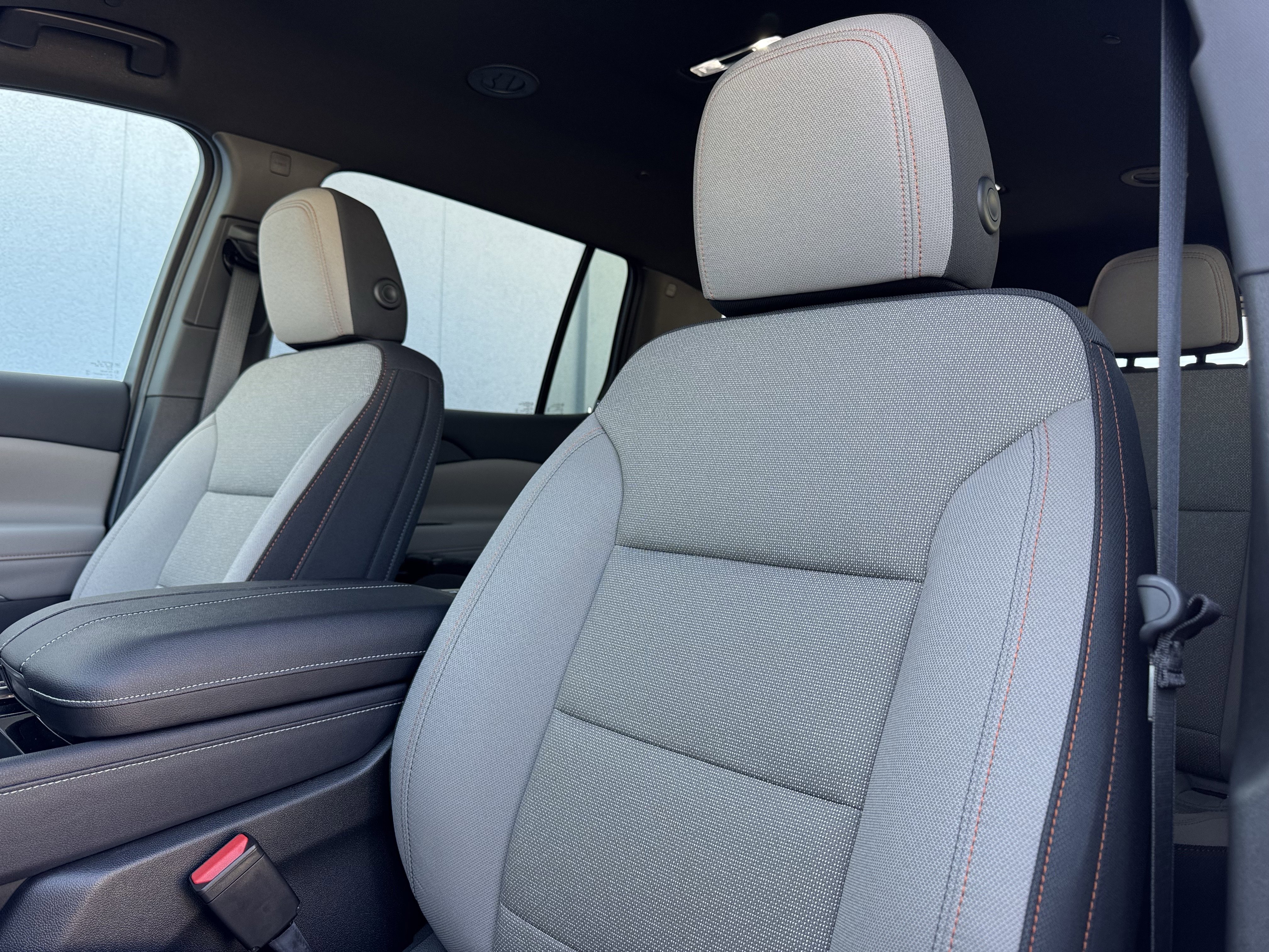 New 2026 Chevrolet Traverse LT w/ Midnight/Sport Edition FWD image 14