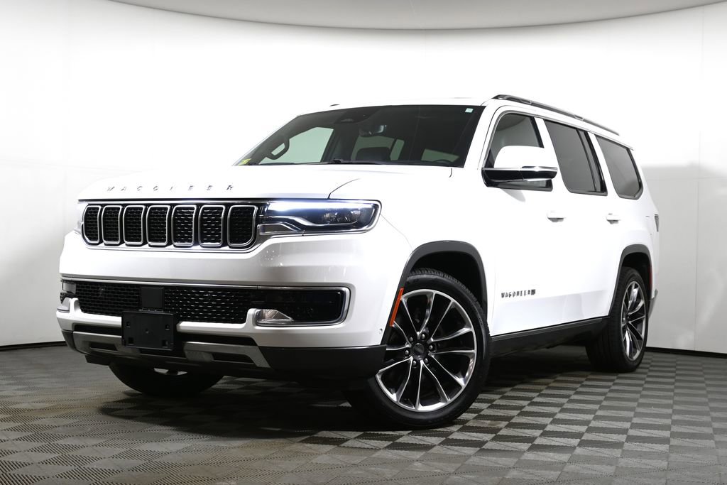 Used 2022 Jeep Wagoneer Series III w/ Premium Group I AWD/4WD image 1