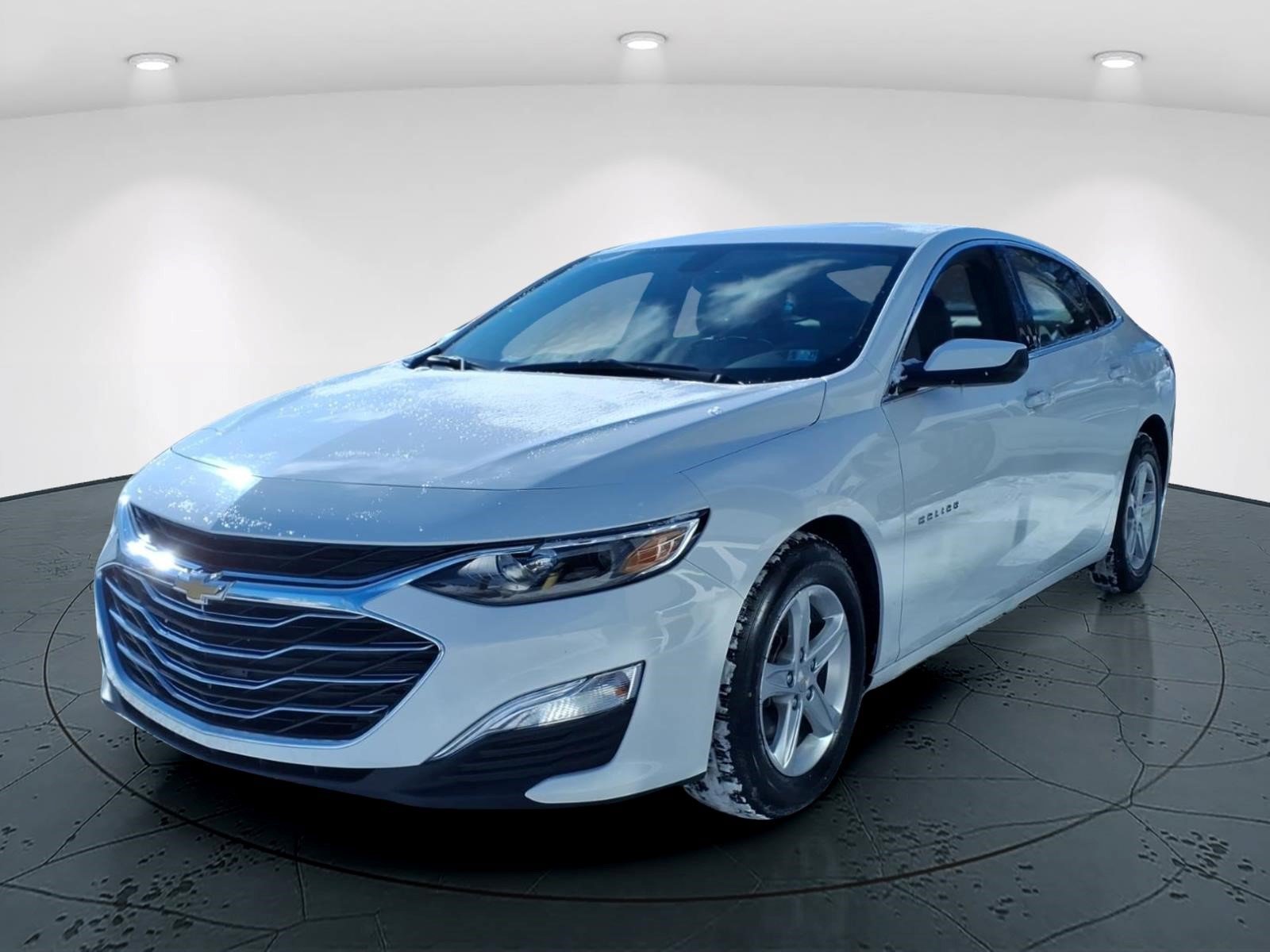 Used 2022 Chevrolet Malibu LS w/ Driver Confidence Package FWD image 5