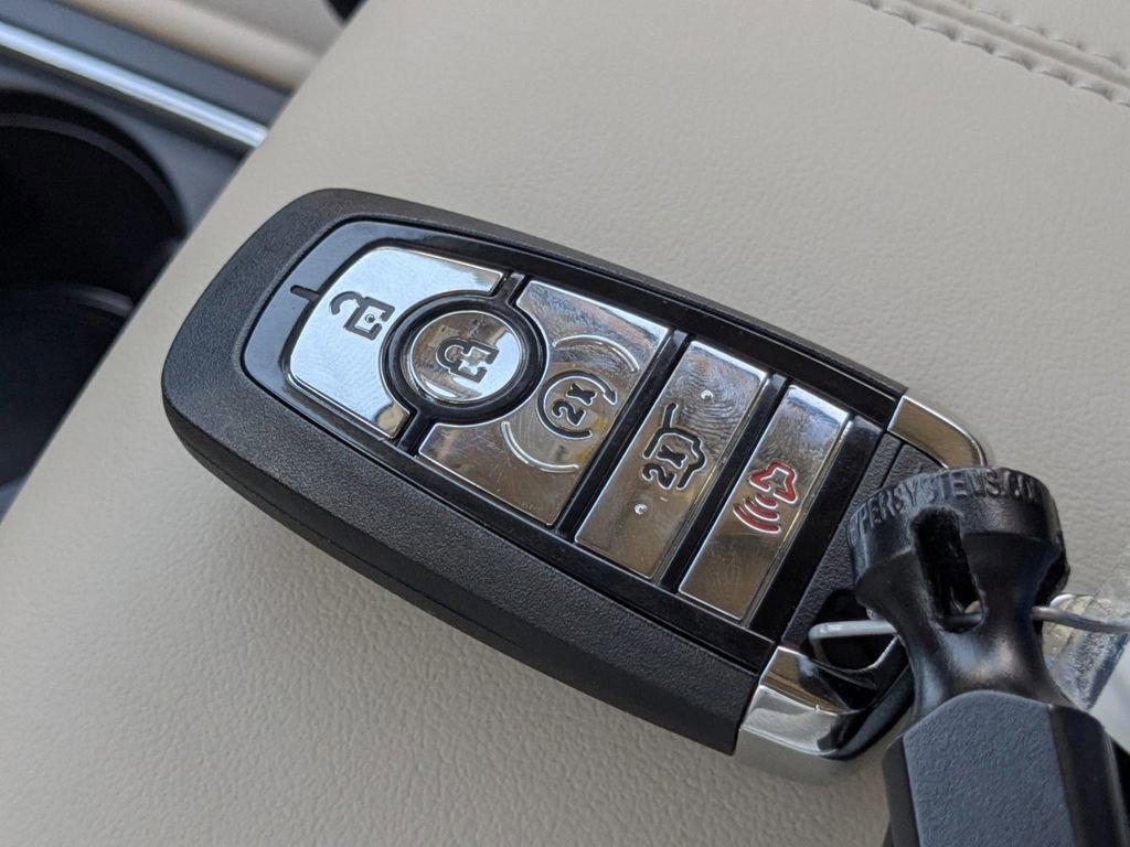 New 2026 Lincoln Corsair Grand Touring image 32