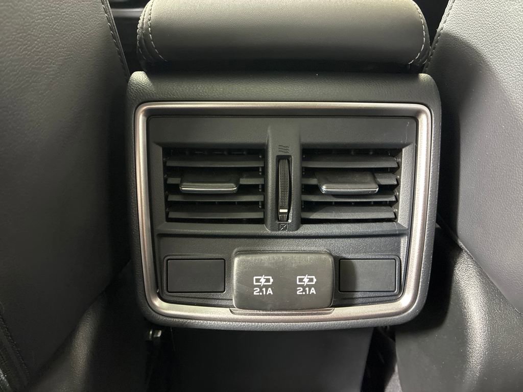 Certified 2024 Subaru Forester Limited image 28