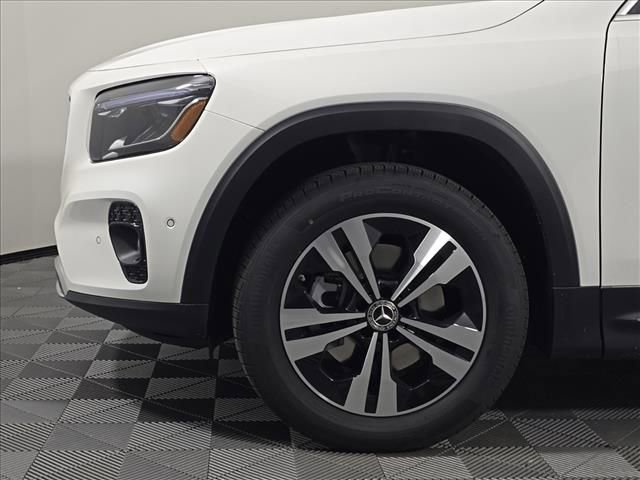 New 2026 Mercedes-Benz GLB 250 4MATIC image 11