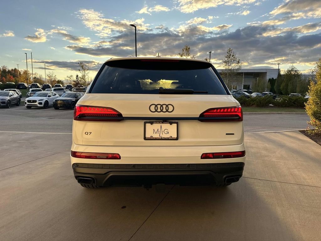 New 2026 Audi Q7 2.0T Premium image 6