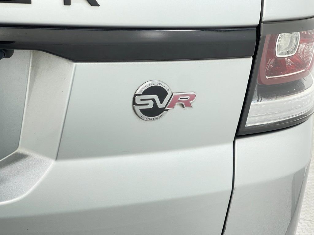 Used 2017 Land Rover Range Rover Sport SVR image 40