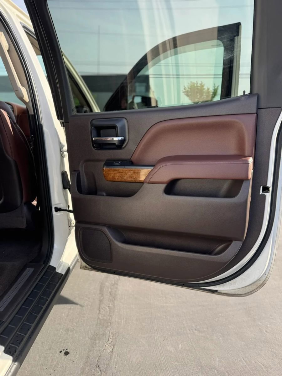 Used 2014 Chevrolet Silverado 1500 High Country image 12