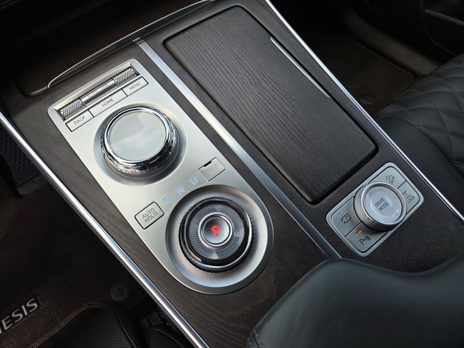 Used 2023 Genesis GV80 3.5T image 24