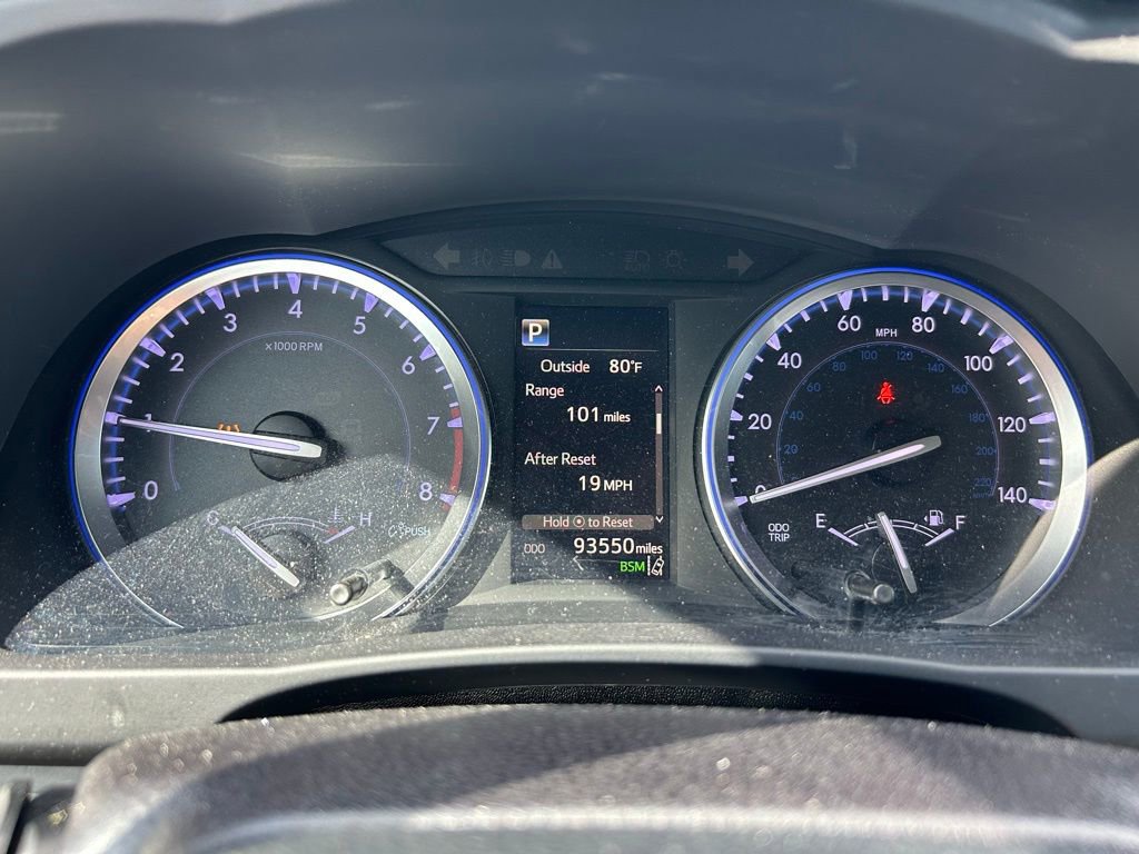 Used 2018 Toyota Highlander XLE FWD image 25