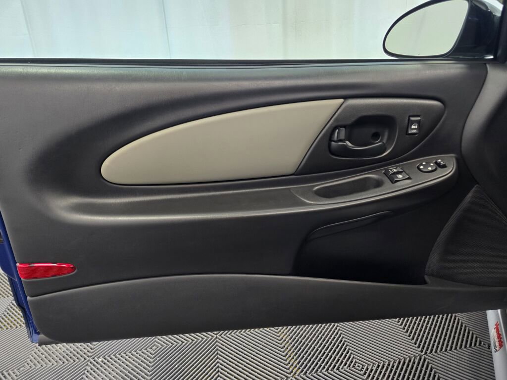 Used 2003 Chevrolet Monte Carlo SS image 92