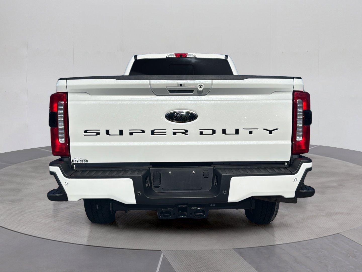 Used 2024 Ford F250 Lariat w/ Black Appearance Package AWD/4WD image 5