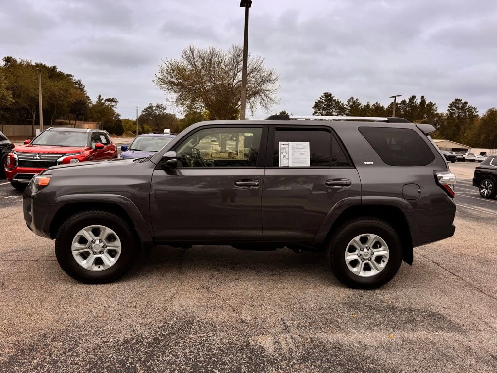 Used 2023 Toyota 4Runner SR5 Premium w/ Moonroof Package image 4