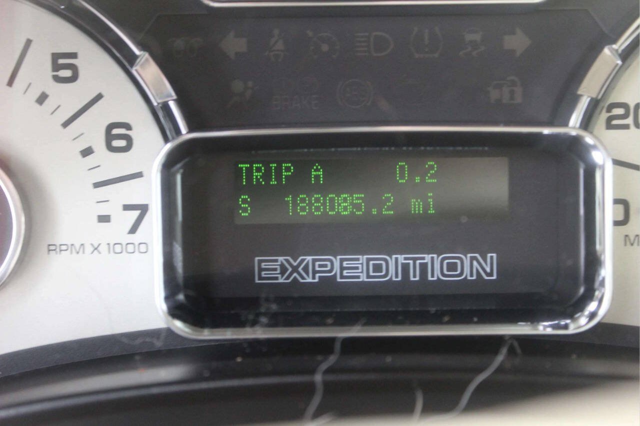 Used 2010 Ford Expedition EL 4WD image 8