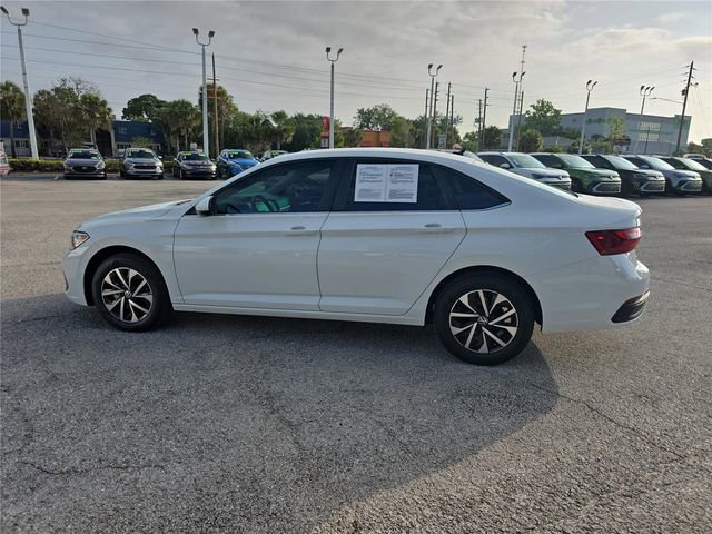 Used 2023 Volkswagen Jetta S FWD image 4