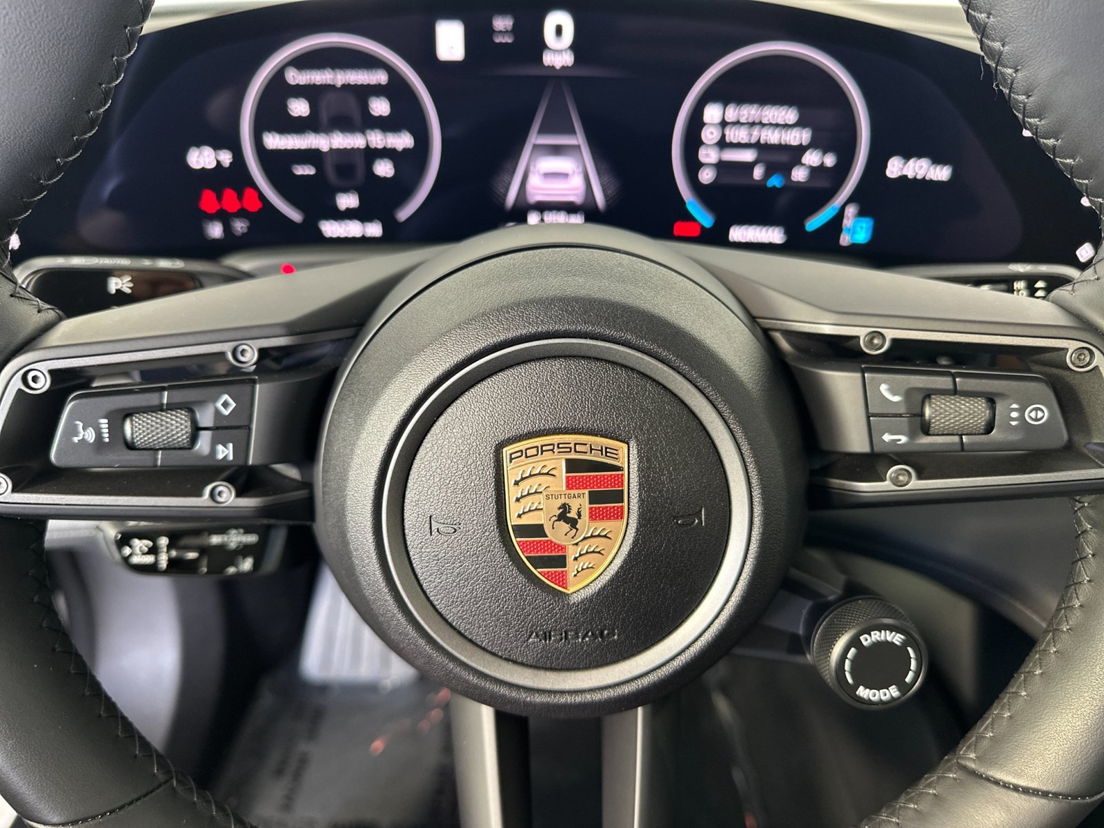 Certified 2025 Porsche Taycan RWD image 27