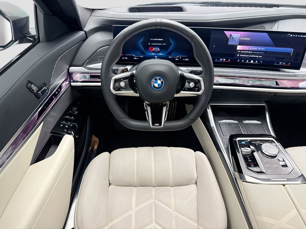Certified 2025 BMW i7 eDrive50 w/ M Sport Package RWD image 10