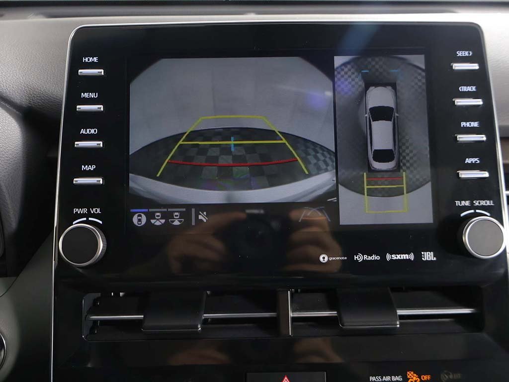 Used 2019 Toyota Avalon Limited image 48