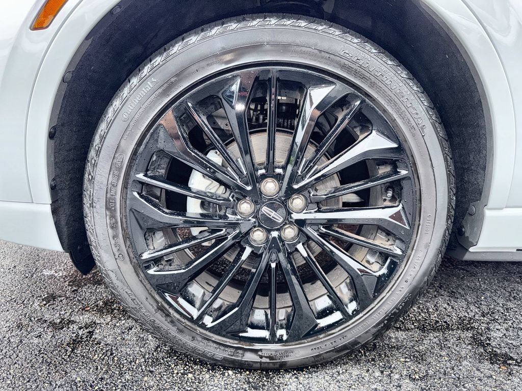 Used 2026 Lincoln Corsair Premiere AWD/4WD image 19