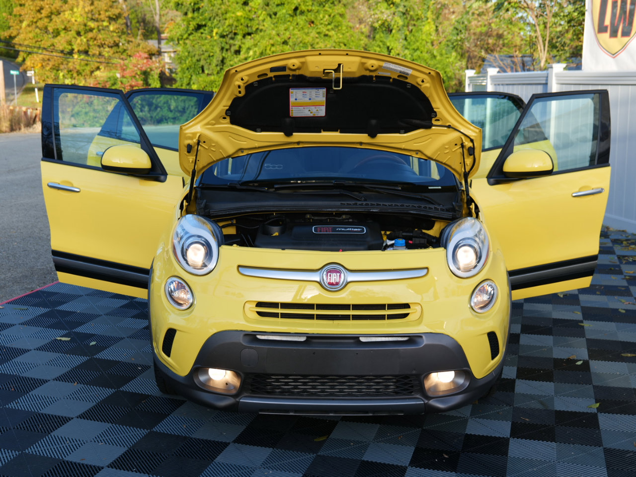 Used 2014 FIAT 500L Trekking w/ Popular Equipment Group image 49