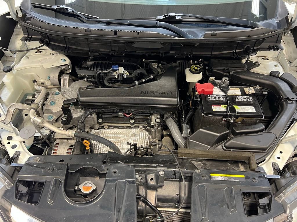 Used 2017 Nissan Rogue SL image 30