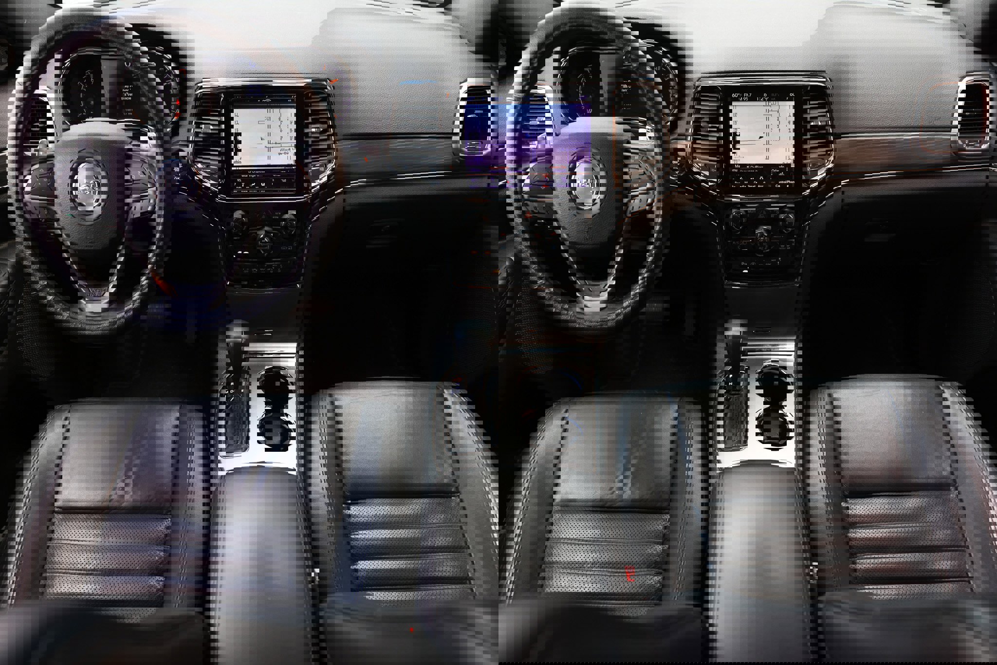 Used 2019 Jeep Grand Cherokee Limited X image 2