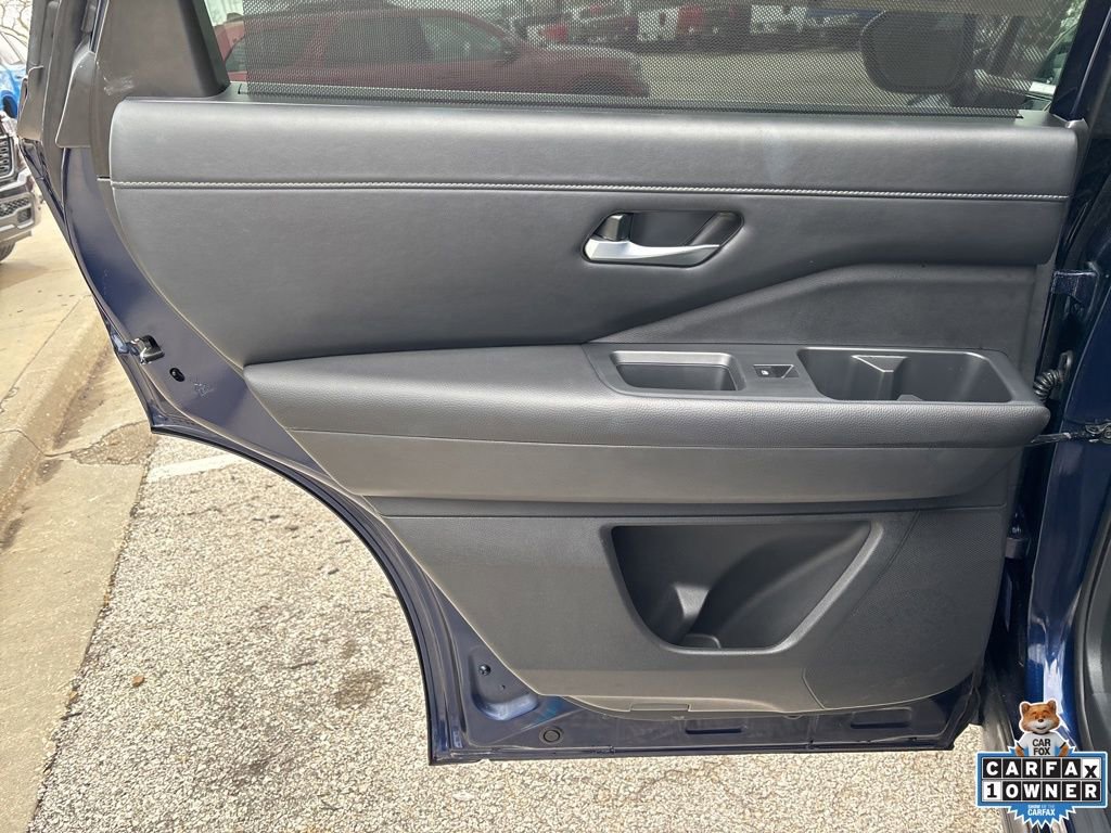 Used 2025 Nissan Pathfinder SL image 42