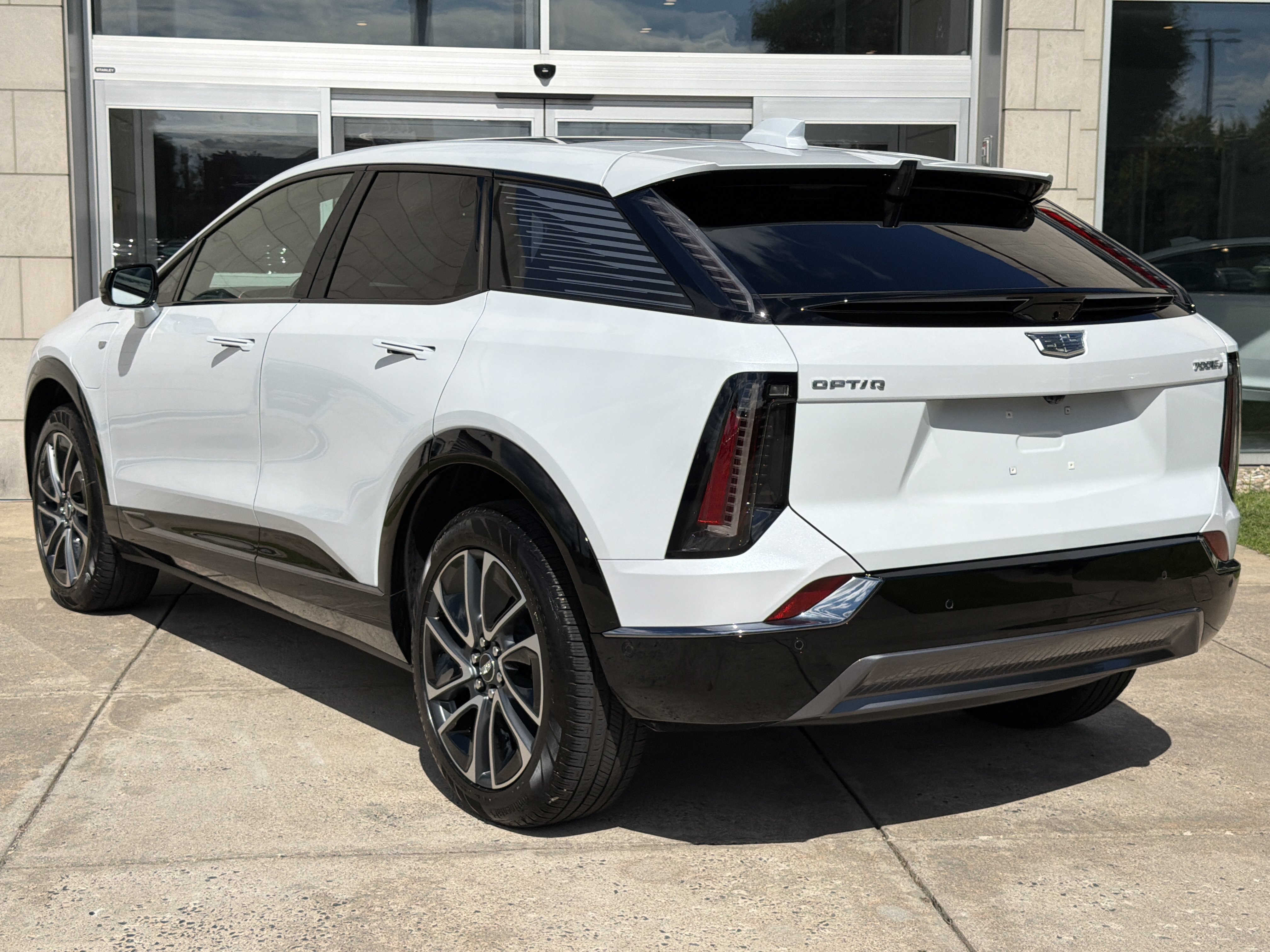 Used 2026 Cadillac Optiq Sport 1 AWD/4WD image 9