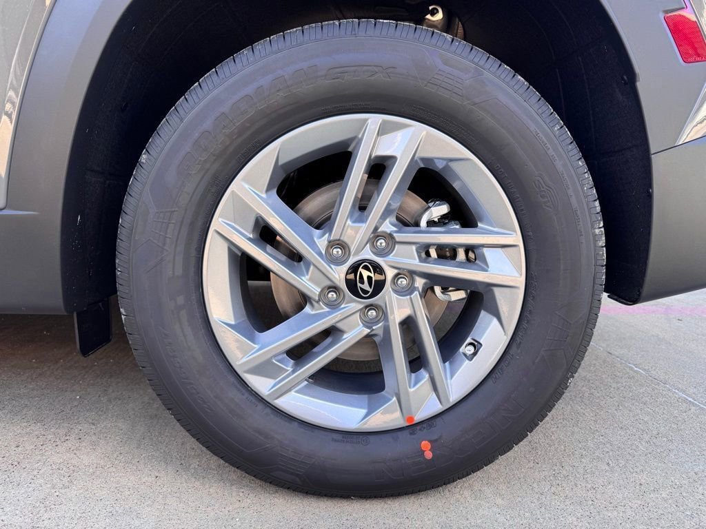 New 2026 Hyundai Tucson SE image 22