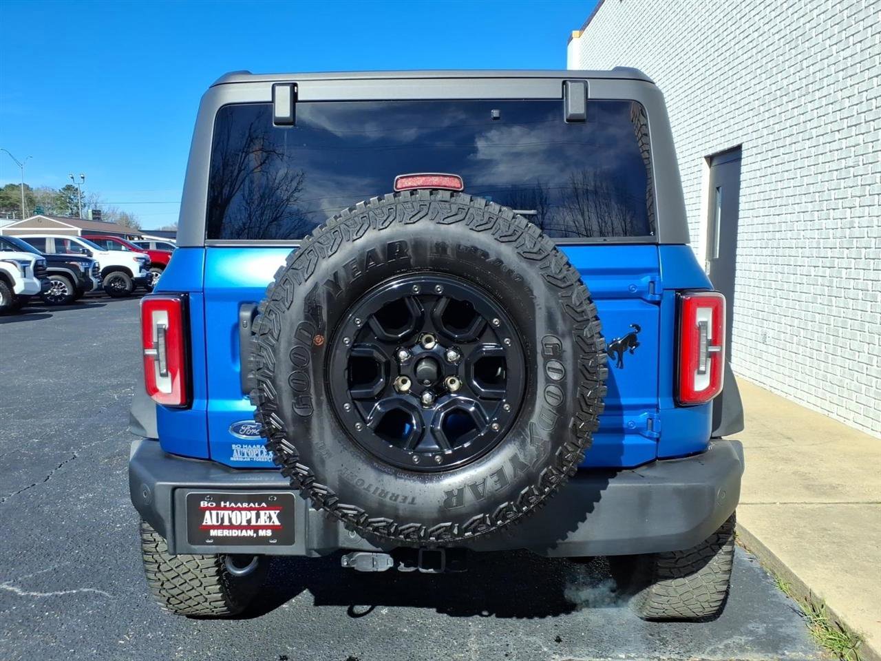 Used 2022 Ford Bronco Wildtrak image 4