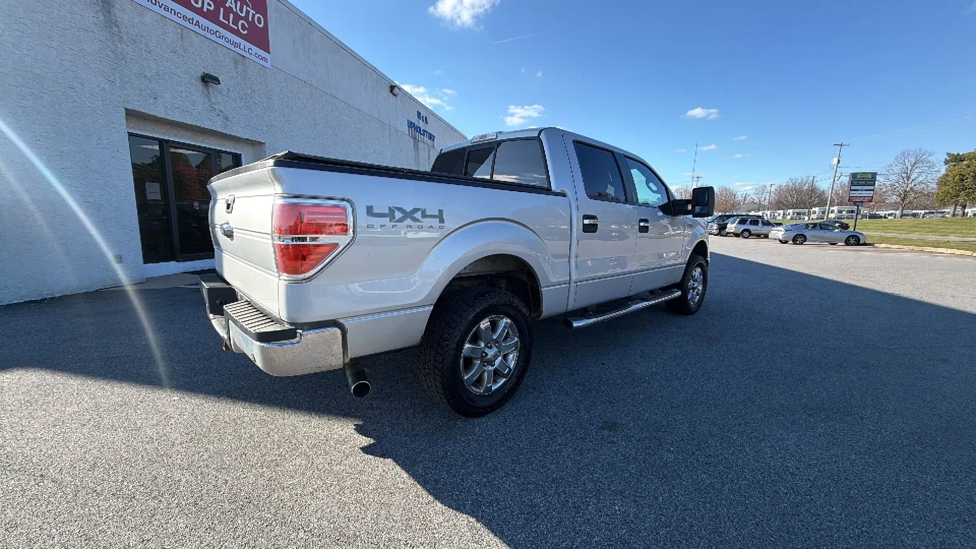 Used 2014 Ford F150 XLT w/ Equipment Group 302A Luxury AWD/4WD image 7