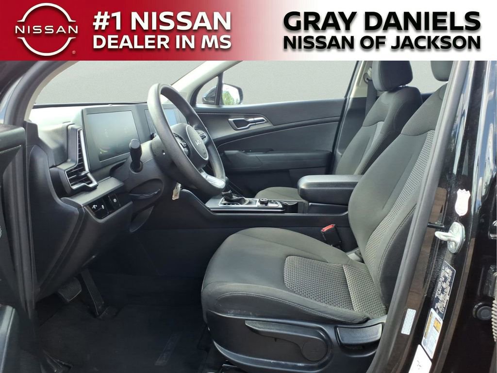 Used 2023 Kia Sportage LX image 22