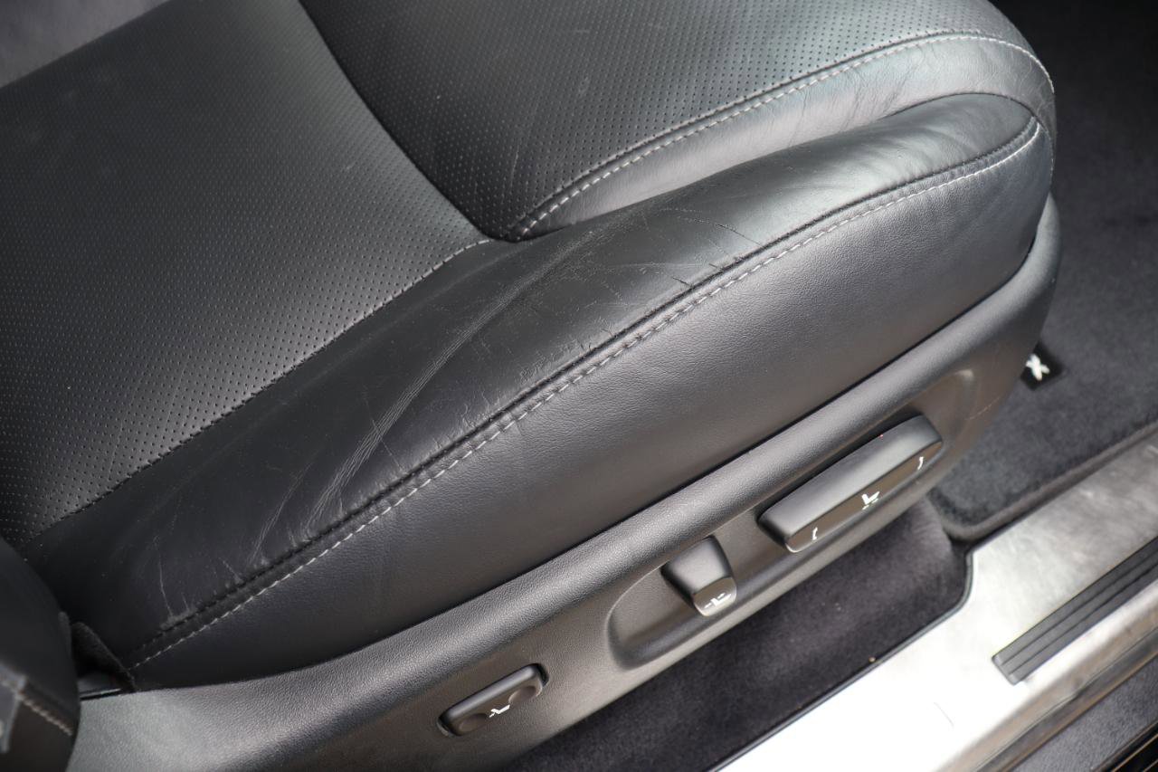 Used 2015 Lexus LX 570 4WD image 28