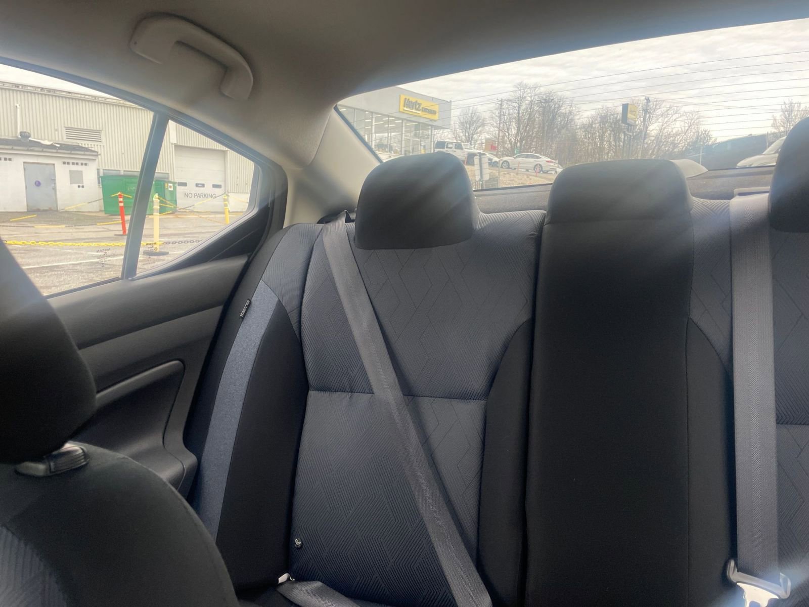 Used 2025 Nissan Versa SV w/ Trunk Package image 34