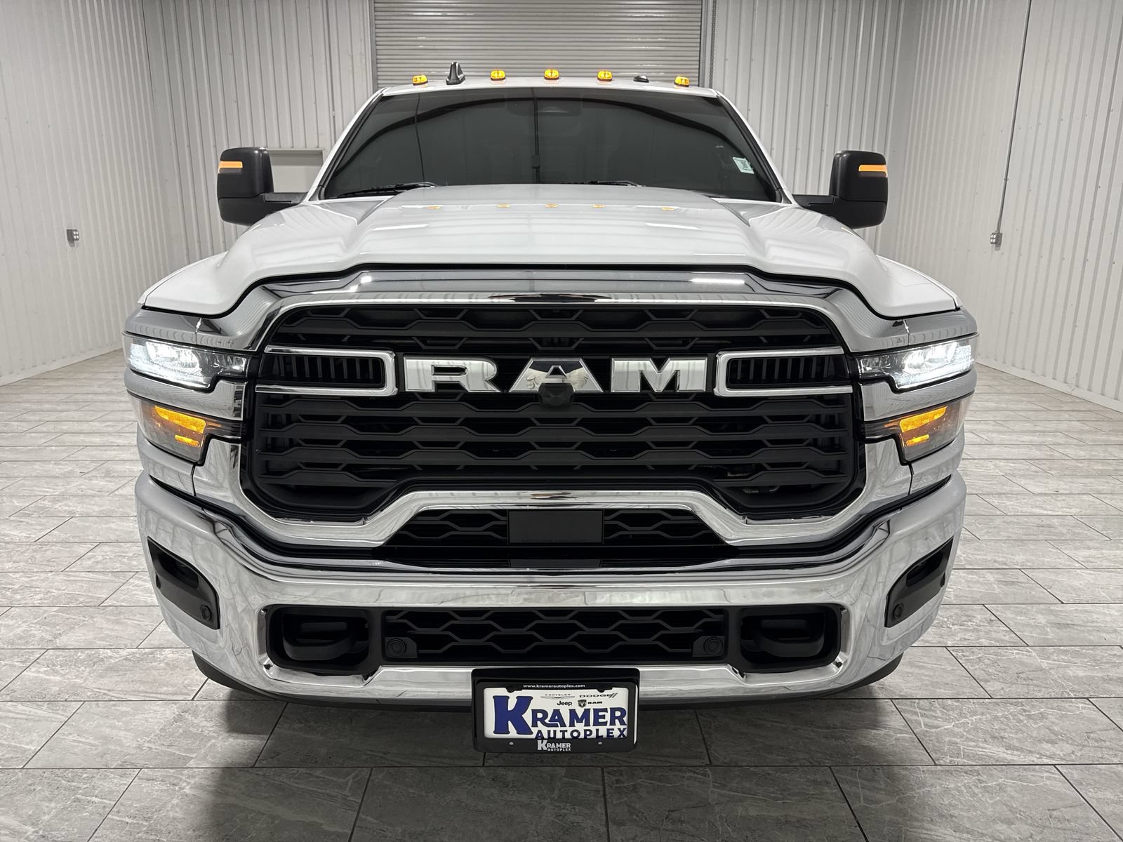 Used 2025 RAM 3500 Tradesman AWD/4WD image 32