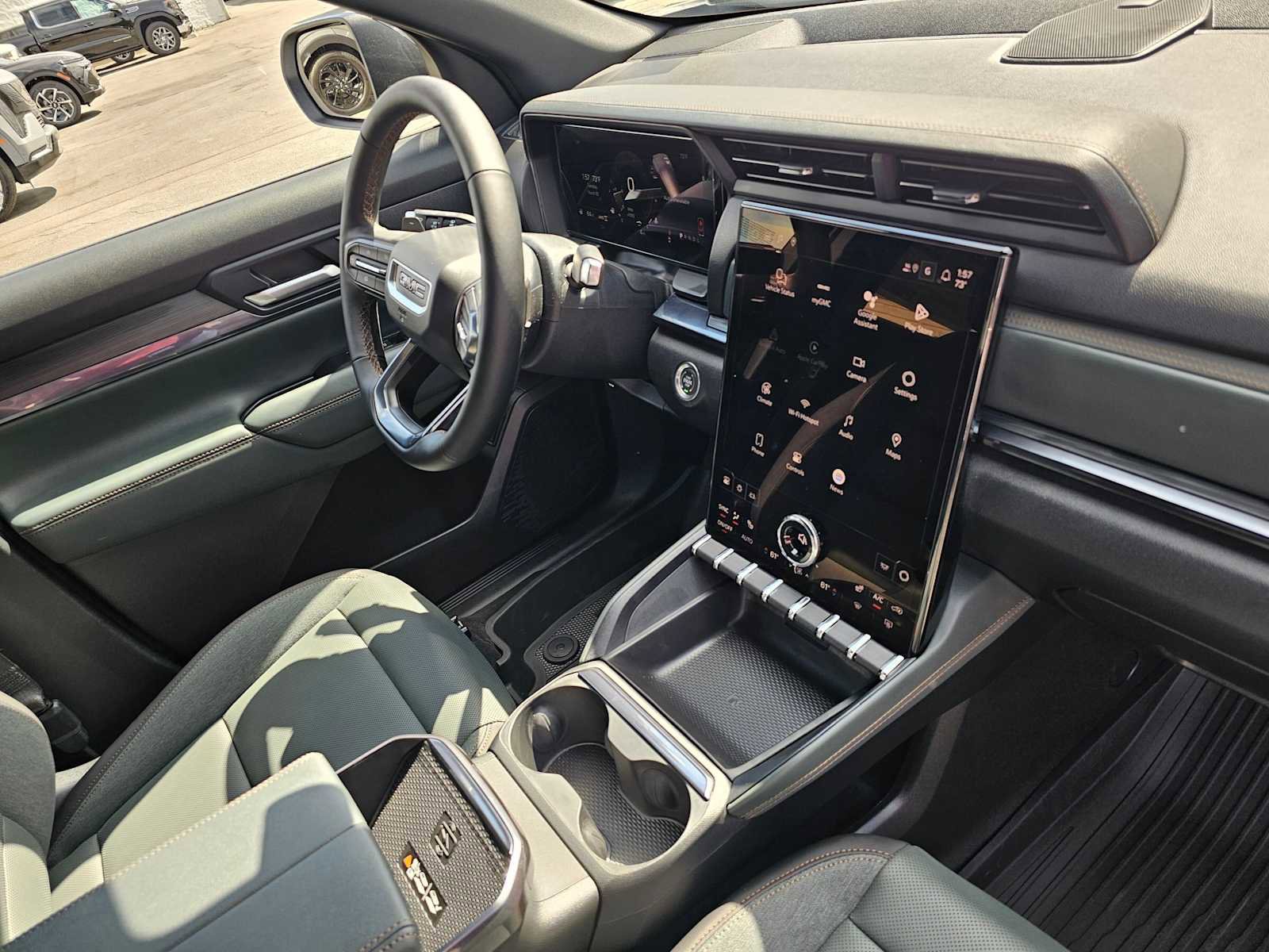 New 2026 GMC Terrain AT4 AWD/4WD image 11