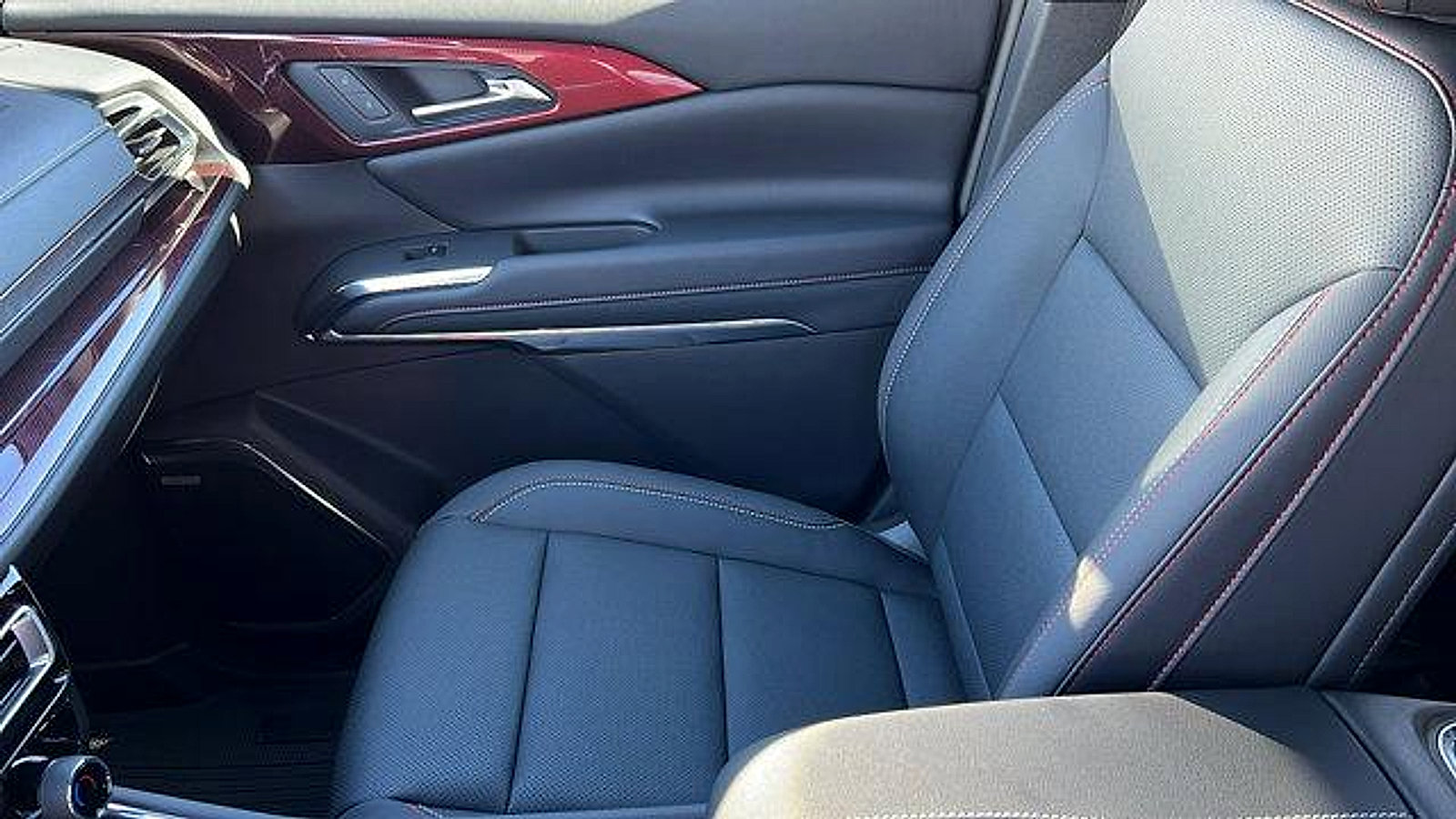 New 2026 Chevrolet Traverse Z71 w/ Enhanced Driving Package image 22