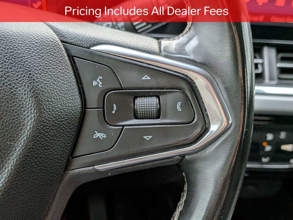 Used 2024 Chevrolet Trax LT w/ Driver Confidence Package FWD image 27