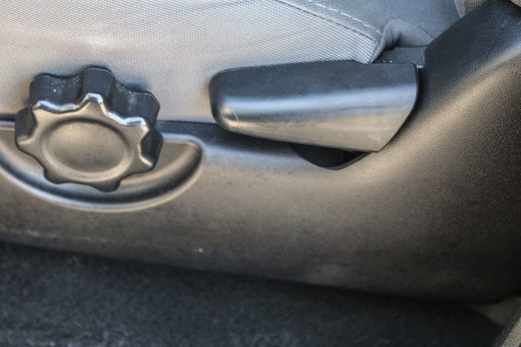 Used 2018 Toyota Tacoma SR w/ SR Convenience Package image 21