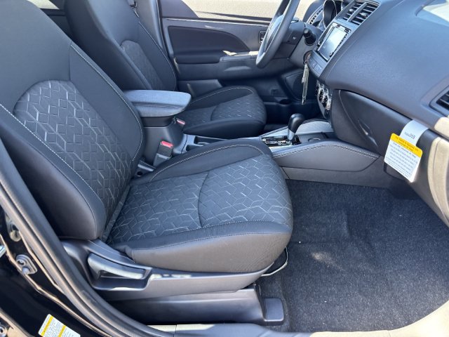New 2027 Mitsubishi Outlander Sport FWD image 7