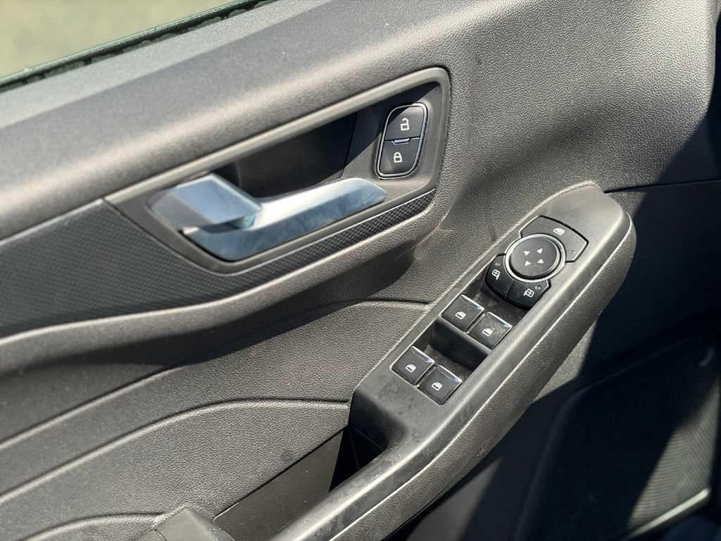 Used 2025 Ford Escape ST-Line AWD/4WD image 15