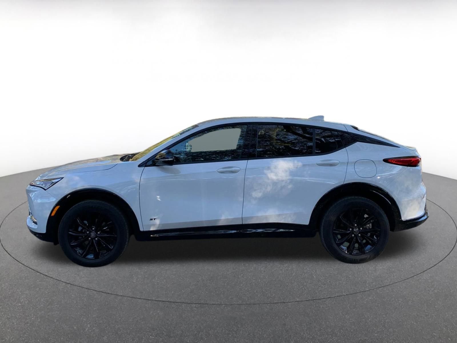 Used 2025 Buick Envista Sport Touring image 4