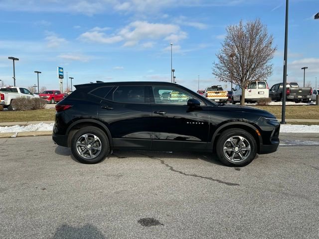 Used 2025 Chevrolet Blazer LT image 8