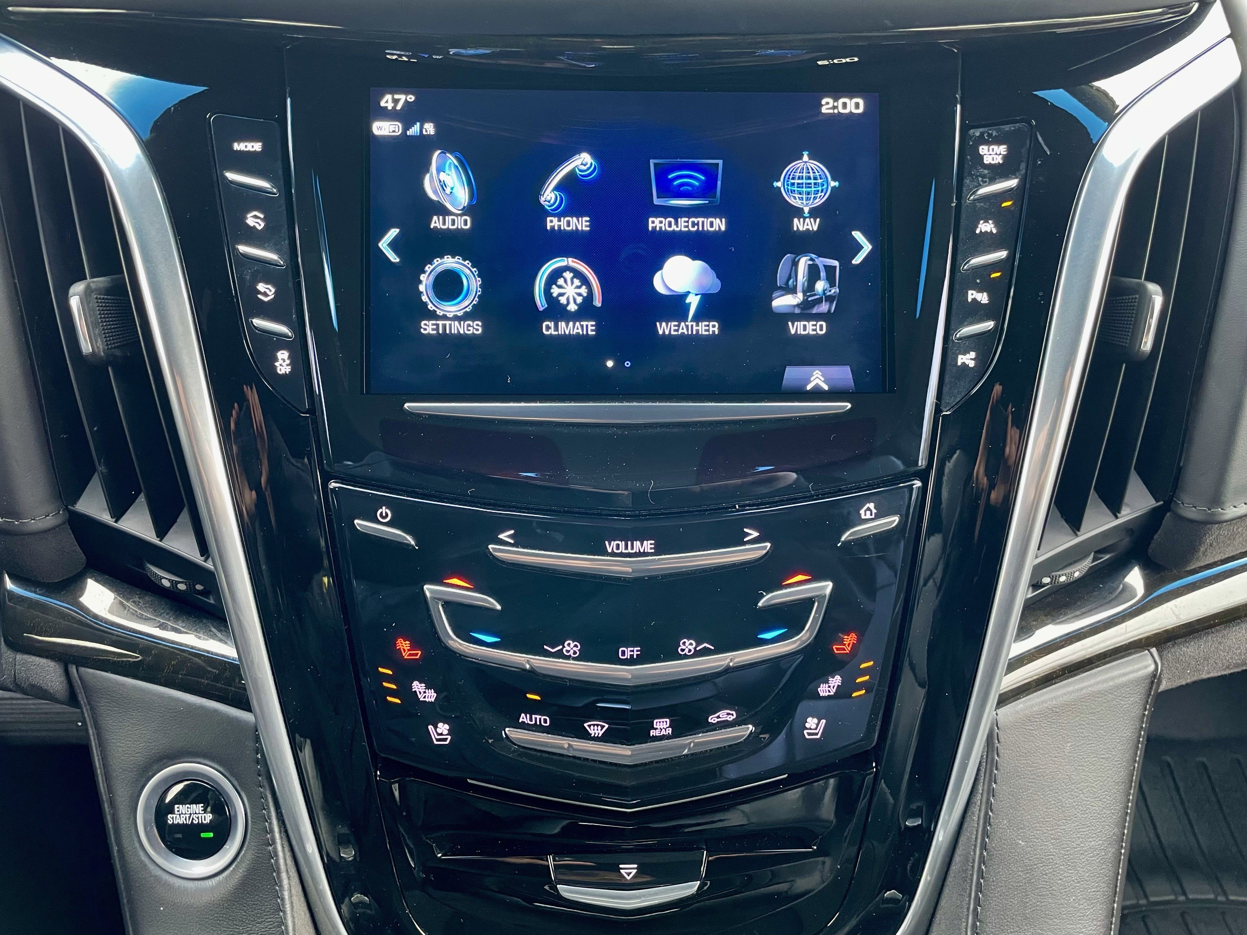 Used 2019 Cadillac Escalade ESV Platinum w/ Escalade Sport Edition image 19